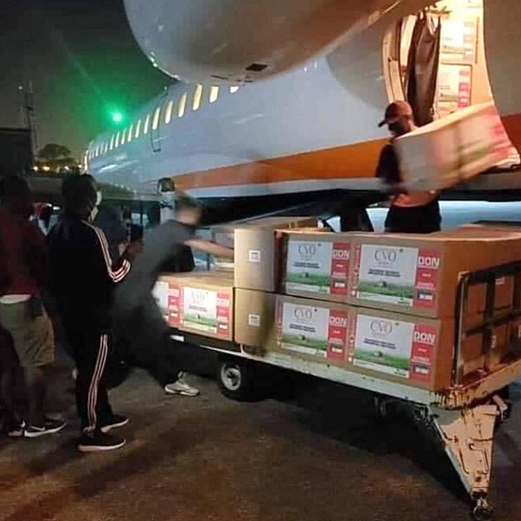 Ruanda usa robôs para tratar pacientes