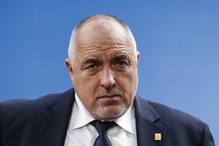 Primeiro-ministro da Bulgária multado