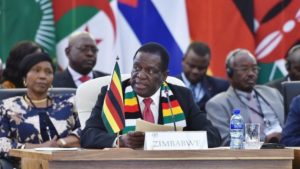 ministro da Saúde do Zimbabwe Obadiah Moyo