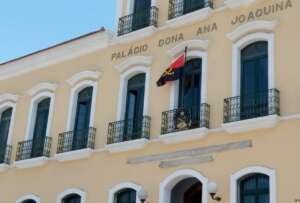 Filha mais velha de Nandó Filha mais velha de Nandó