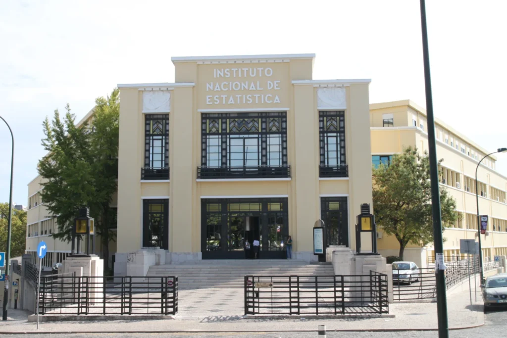 Sede do INE português em Lisboa, instituição parceira do INE de Angola; fotografia de arquivo de 2011.