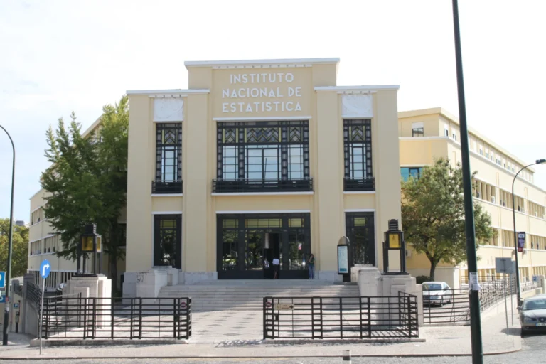 Sede do INE português em Lisboa, instituição parceira do INE de Angola; fotografia de arquivo de 2011.